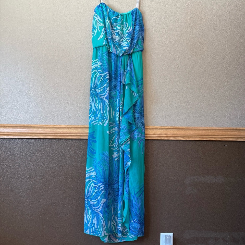Bisou Bisou blue and white floral strapless chiffon maxi dress